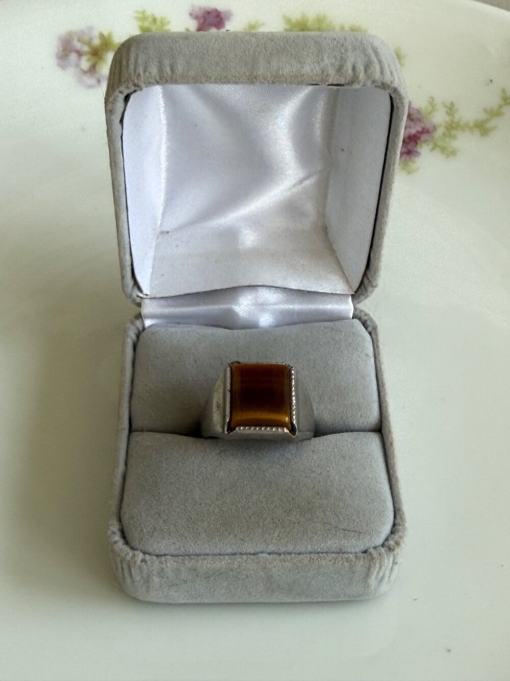 Vintage 60s Wallace Sterling Silver Banded Tigers Eye Ring Size 7